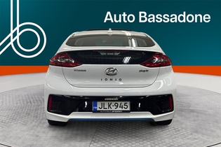 Hyundai IONIQ plug-in vaihtoauto