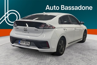 Hyundai IONIQ hybrid vaihtoauto