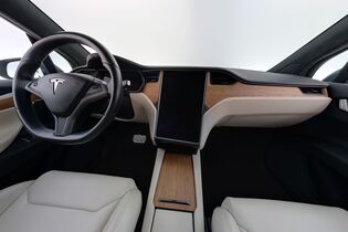 Tesla Model X vaihtoauto