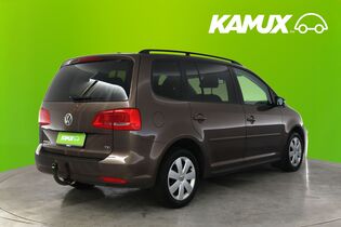 Volkswagen Touran vaihtoauto
