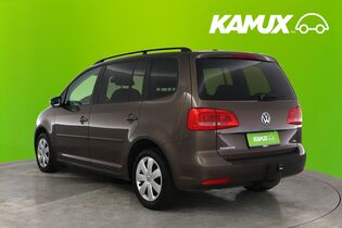 Volkswagen Touran vaihtoauto