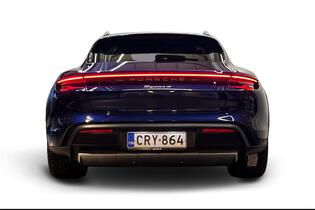 Porsche Taycan vaihtoauto