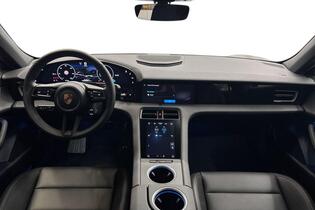 Porsche Taycan vaihtoauto