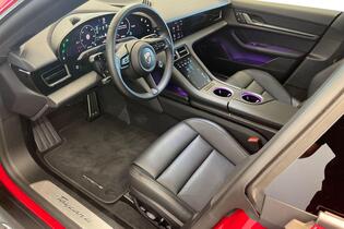 Porsche Taycan vaihtoauto