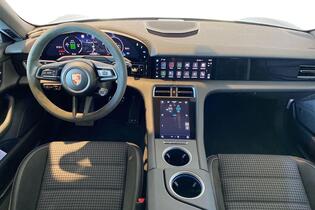 Porsche Taycan vaihtoauto