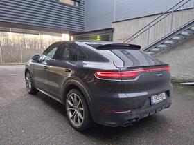 Porsche Cayenne vaihtoauto