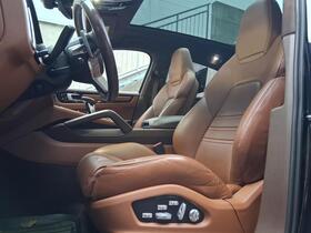 Porsche Cayenne vaihtoauto