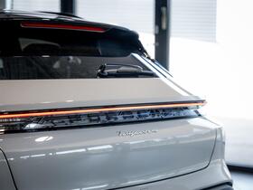 Porsche Taycan vaihtoauto