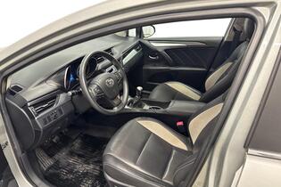 Toyota Avensis vaihtoauto