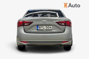 Toyota Avensis vaihtoauto