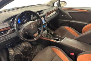 Toyota Avensis vaihtoauto