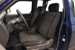 Nissan NP300 vaihtoauto