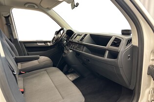 Volkswagen Caravelle vaihtoauto