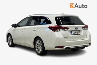 Toyota Auris vaihtoauto