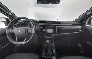 Toyota Hilux vaihtoauto