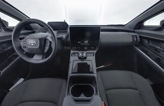 Toyota bZ4X vaihtoauto