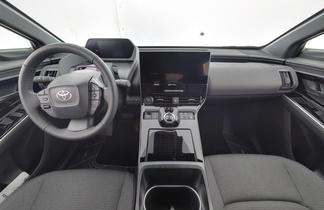 Toyota bZ4X vaihtoauto