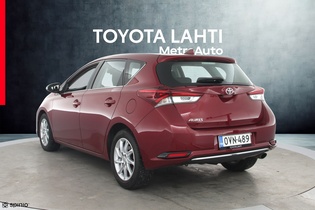 Toyota Auris vaihtoauto
