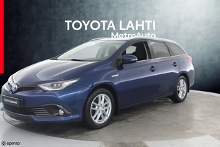 Toyota Auris vaihtoauto