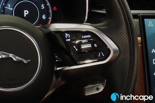 Jaguar F-PACE vaihtoauto