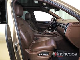 Porsche Cayenne vaihtoauto