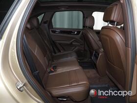 Porsche Cayenne vaihtoauto