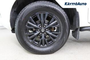 Nissan Navara vaihtoauto