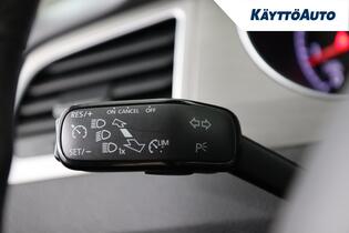 Volkswagen Golf Sportsvan vaihtoauto