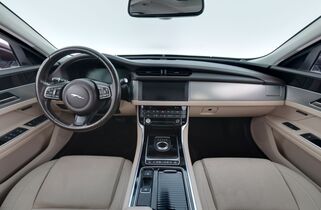 Jaguar XF vaihtoauto