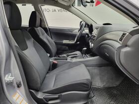 Subaru Impreza vaihtoauto