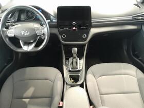 Hyundai IONIQ plug-in vaihtoauto