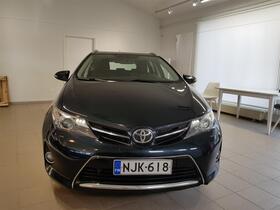 Toyota Auris vaihtoauto