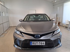 Toyota Camry vaihtoauto