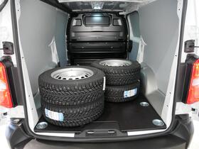 Opel Vivaro vaihtoauto