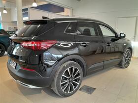 Opel Grandland X vaihtoauto