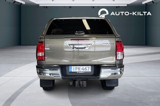 Toyota Hilux vaihtoauto