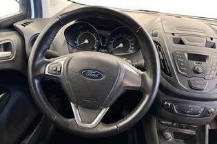 Ford Transit Courier vaihtoauto