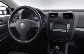 Volkswagen Jetta vaihtoauto