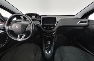 Peugeot 208 vaihtoauto