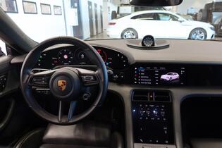 Porsche Taycan vaihtoauto