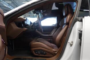 Porsche Taycan vaihtoauto