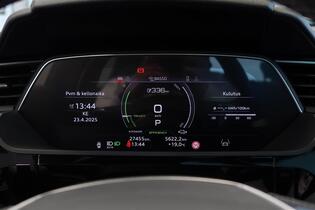 Audi Q8 e-tron vaihtoauto