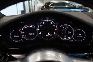 Porsche Panamera vaihtoauto