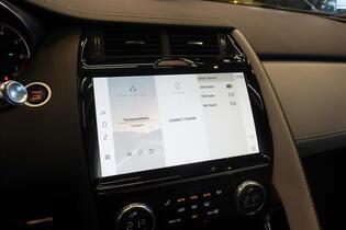 Jaguar E-PACE vaihtoauto