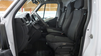 Nissan NV400 vaihtoauto