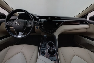 Toyota Camry vaihtoauto