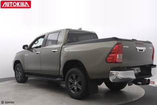 Toyota Hilux vaihtoauto