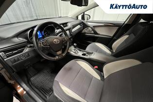 Toyota Avensis vaihtoauto