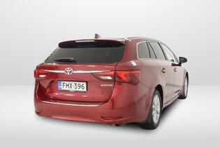 Toyota Avensis vaihtoauto