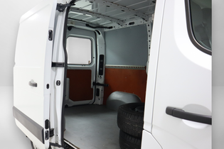 Nissan NV400 vaihtoauto